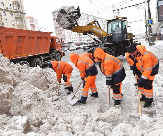Уборка снега в Красноуфимске и  Свердловской области